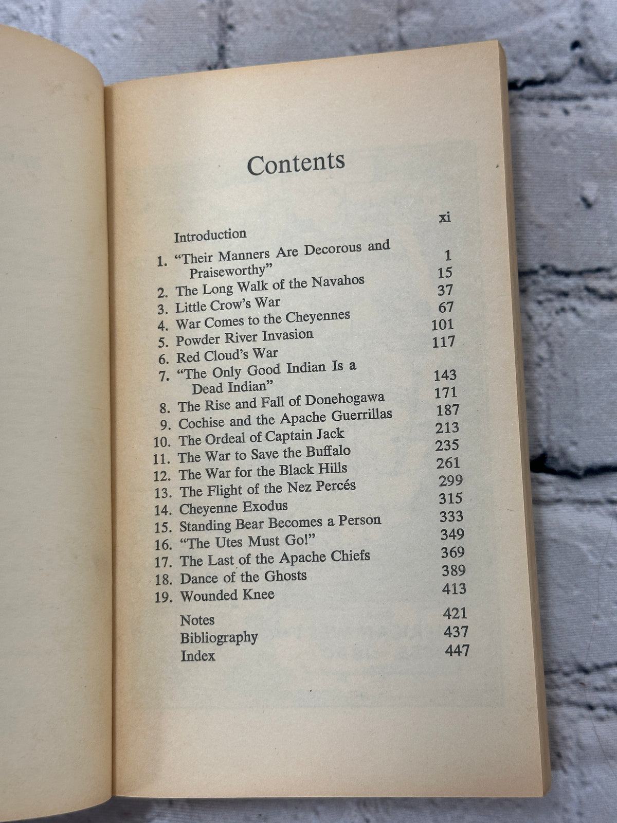 Bury My Heart at Wounded Knee by Dee Brown, 1972 Bantam paperback - contents
