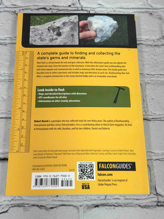 Rockhounding New York (Rockhounding Series)