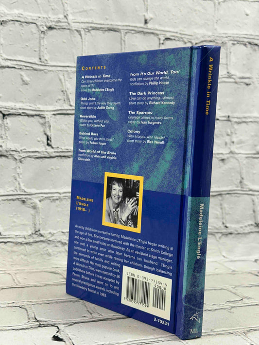 A Wrinkle in Time: and Related Readings (Literature Connections)