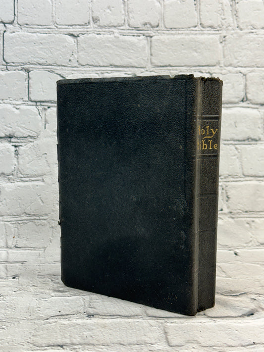 Holy Bible Self Pronouncing Edition Authorized King James Version