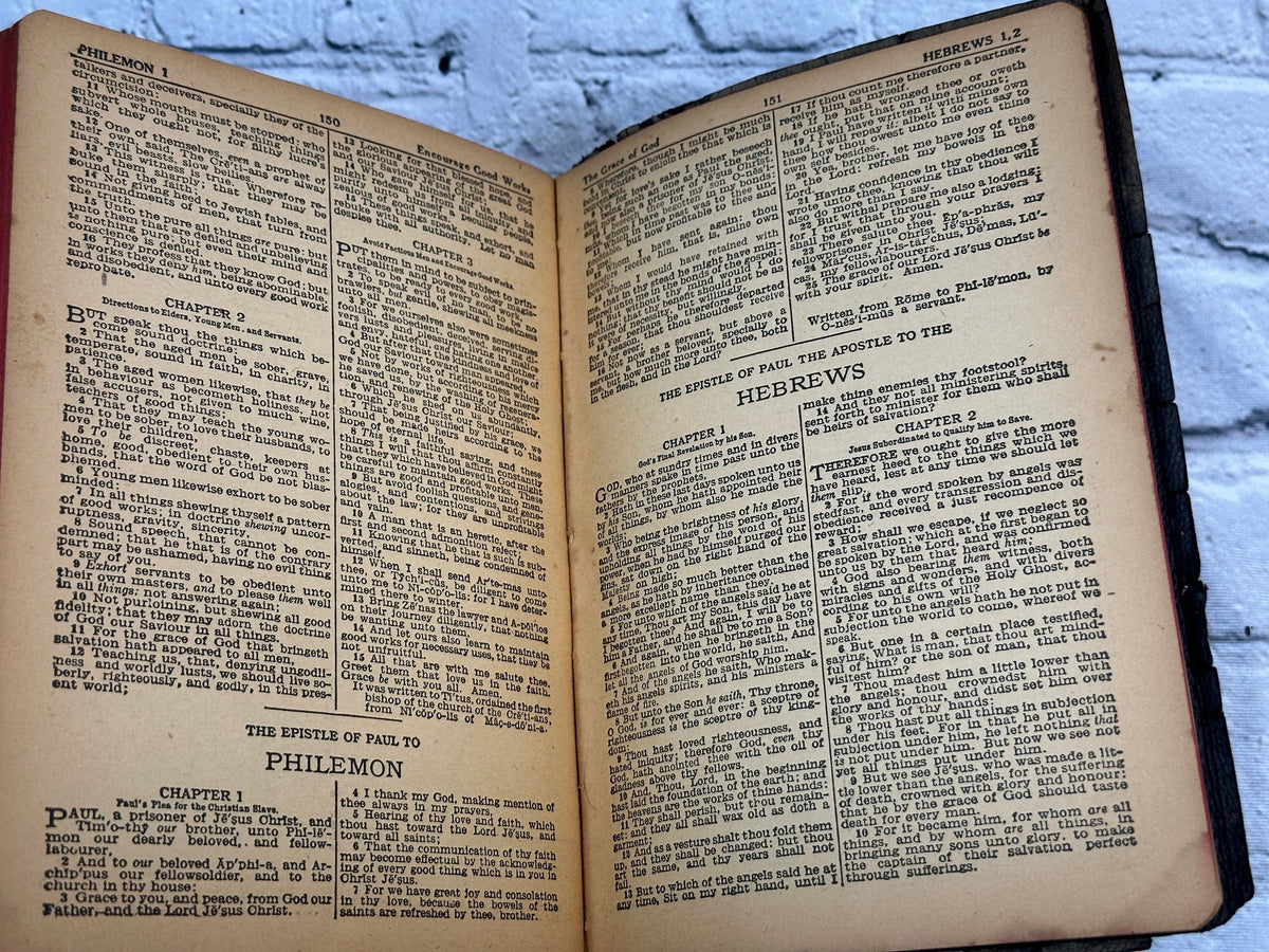 Holy Bible Self Pronouncing Edition Authorized King James Version