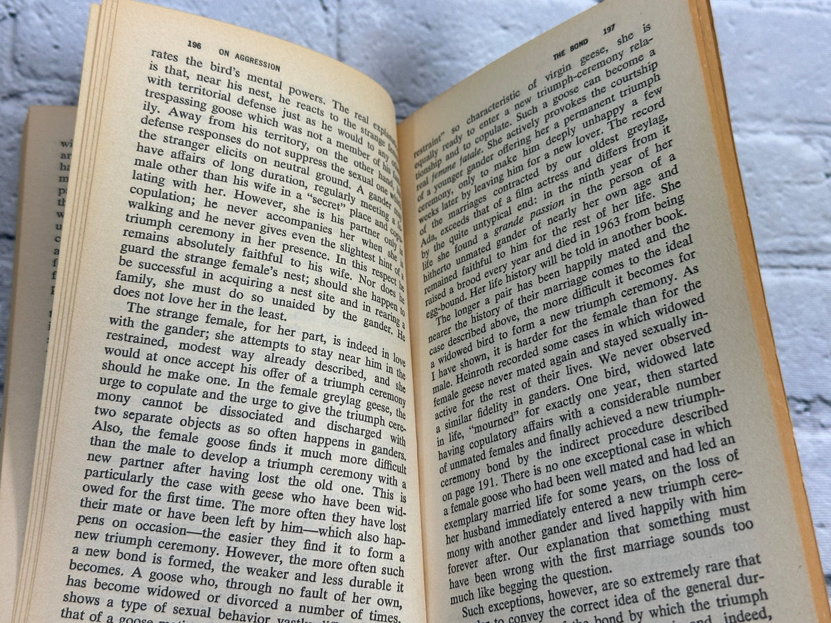 On Aggression by Konrad Lorenz, 1971 paperback - photo 9