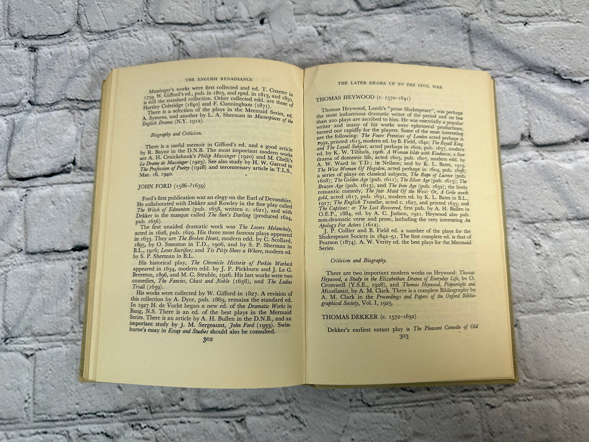 The English Renaissance 1510-1688 by V. de Sola Pinto, 1951 Cresset Press hardcover - text spread