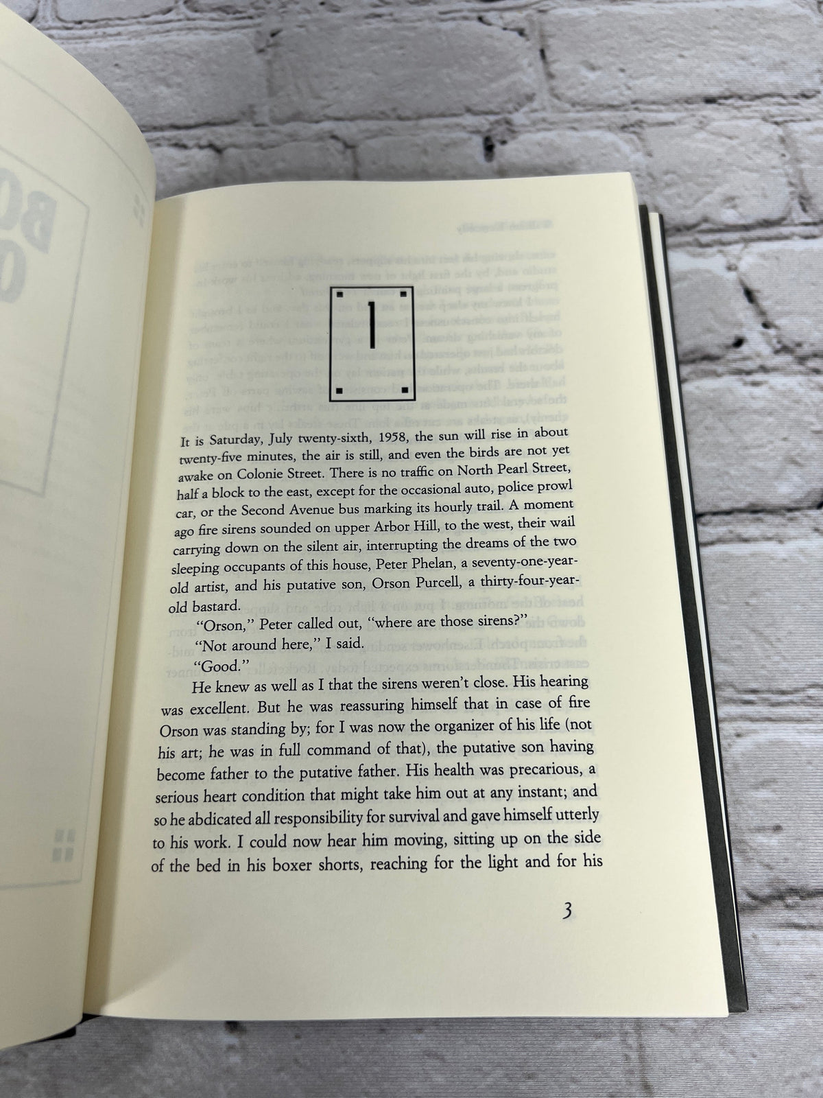 Very Old Bones by William Kennedy, 1992 Viking first edition, signed - Chapter 1 opening page