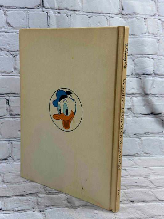 Disney's Wonderful World of Knowledge (Volume 5 · Caves to Skyscrapers)