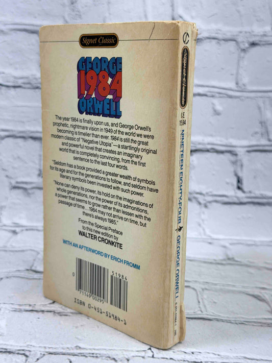 1984 by George Orwell, 1983 Signet Classic Mass Market Paperback - back cover and spine