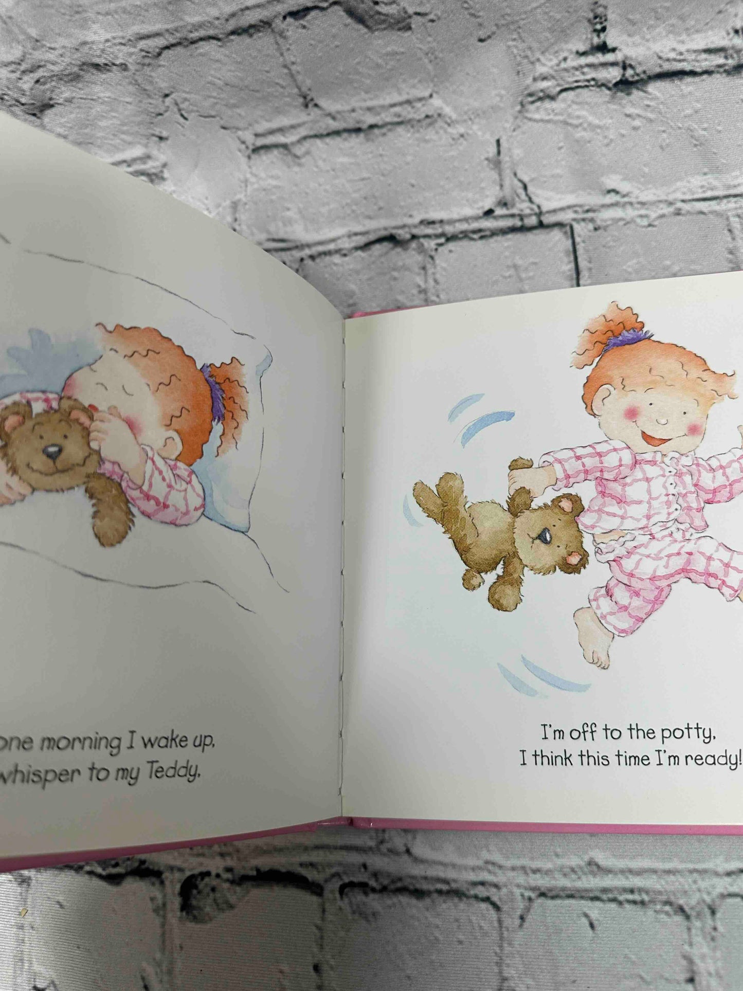 The Potty Book for Girls: Confidence-Building Potty Training Guide for Little Girls (Hannah & Henry Series)