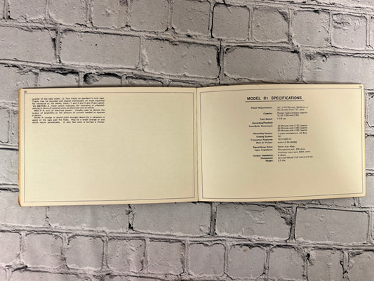 The Pro Line Roberts Portable Cassette Tape Recorder Operator's Manual · Model 81
