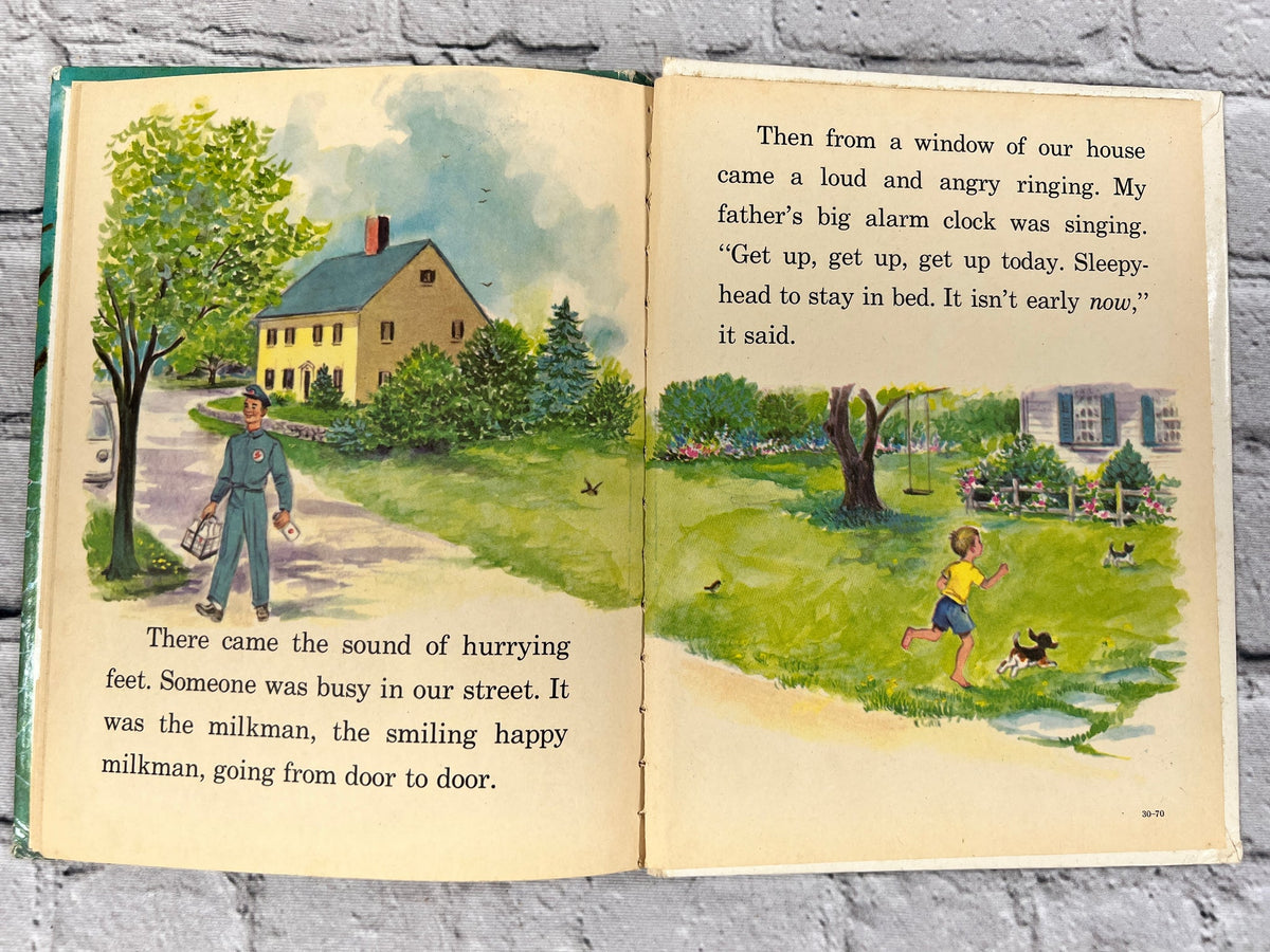 Early One Morning by Valerie Grayland, 1963 Rand McNally Tip-Top Elf Book - illustrated interior pages