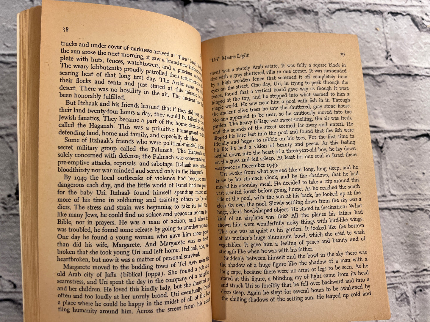 The Authorised Bio of Uri Geller, Worlds Most Famous Psychic