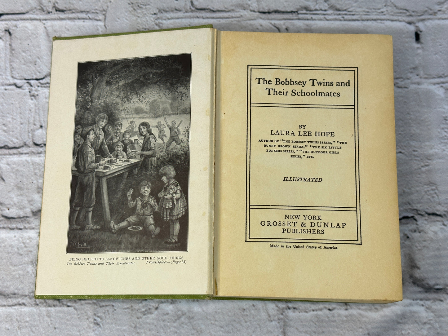 The Bobbsey Twins and Their Schoolmates by Laura Lee Hope [1928]