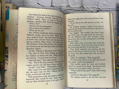 The Happy Hollisters (11 Book Set)