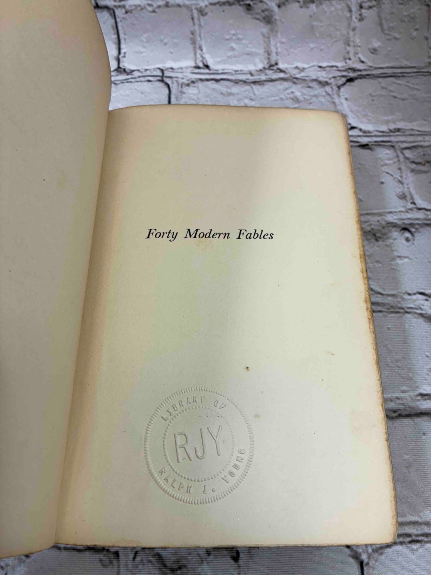 Forty Modern Fables
