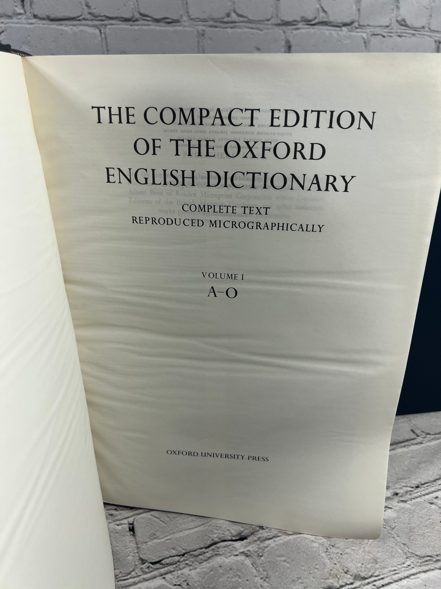 The Compact Edition of The Oxford English Dictionary [Box Set w/ Magnifying Glass · 1979]