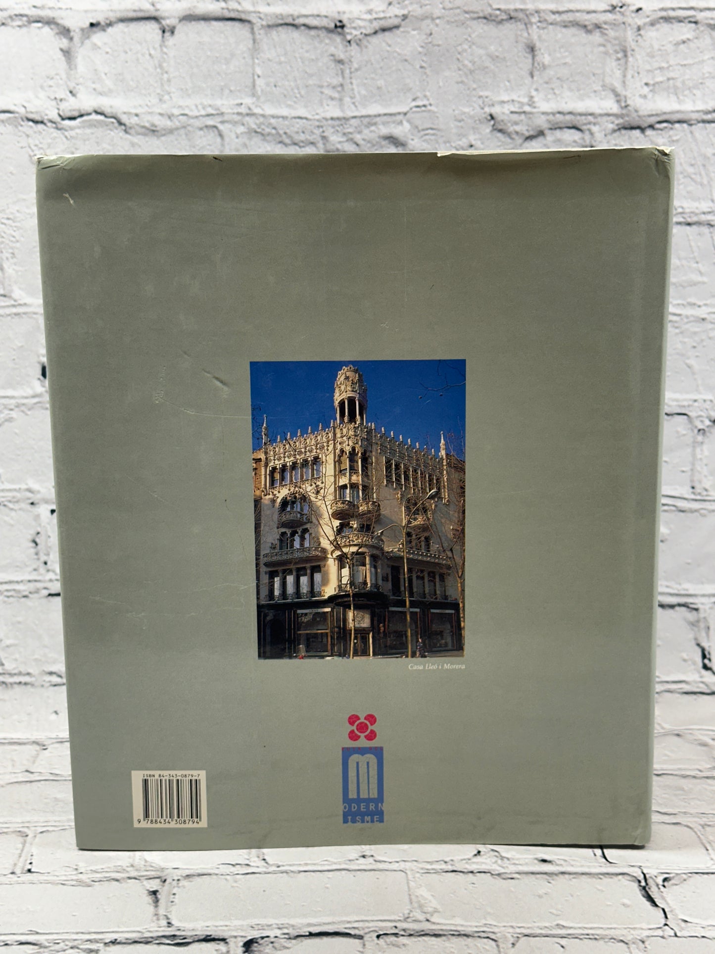 A Stroll Through Modernista Barcelona