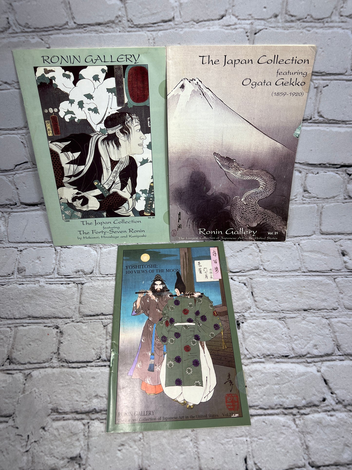 Ronin Gallery: Japan Collection [Auction Catalogs · Lot of 15 · 1990s - 2000s]