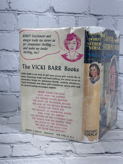 Cherry Ames: Student Nurse by Helen Wells [#1 · 1943]