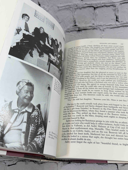 Simone De Beauvoir: A Biography