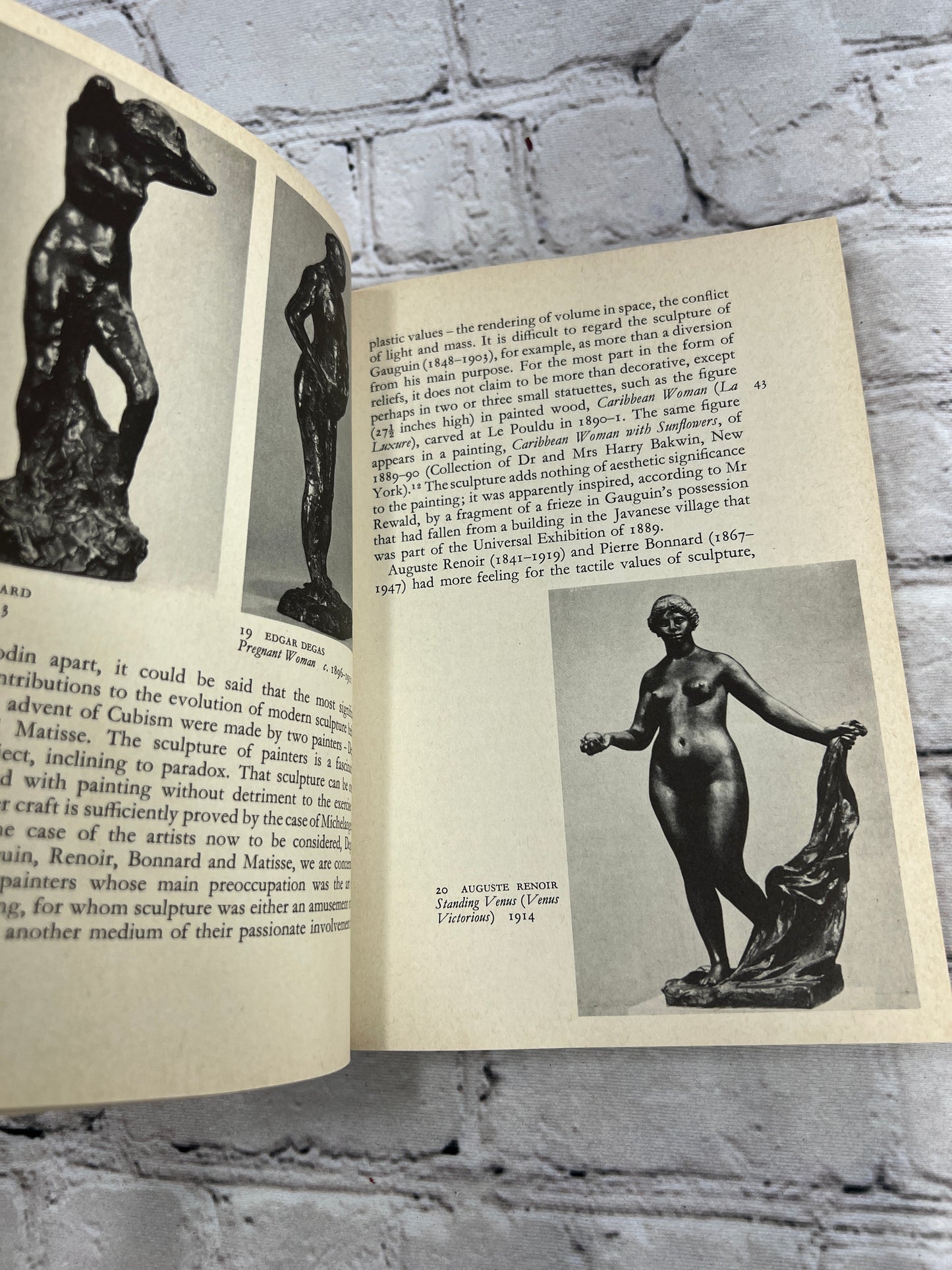 A Concise History of Modern Sculpture by Herbert Read [1964]