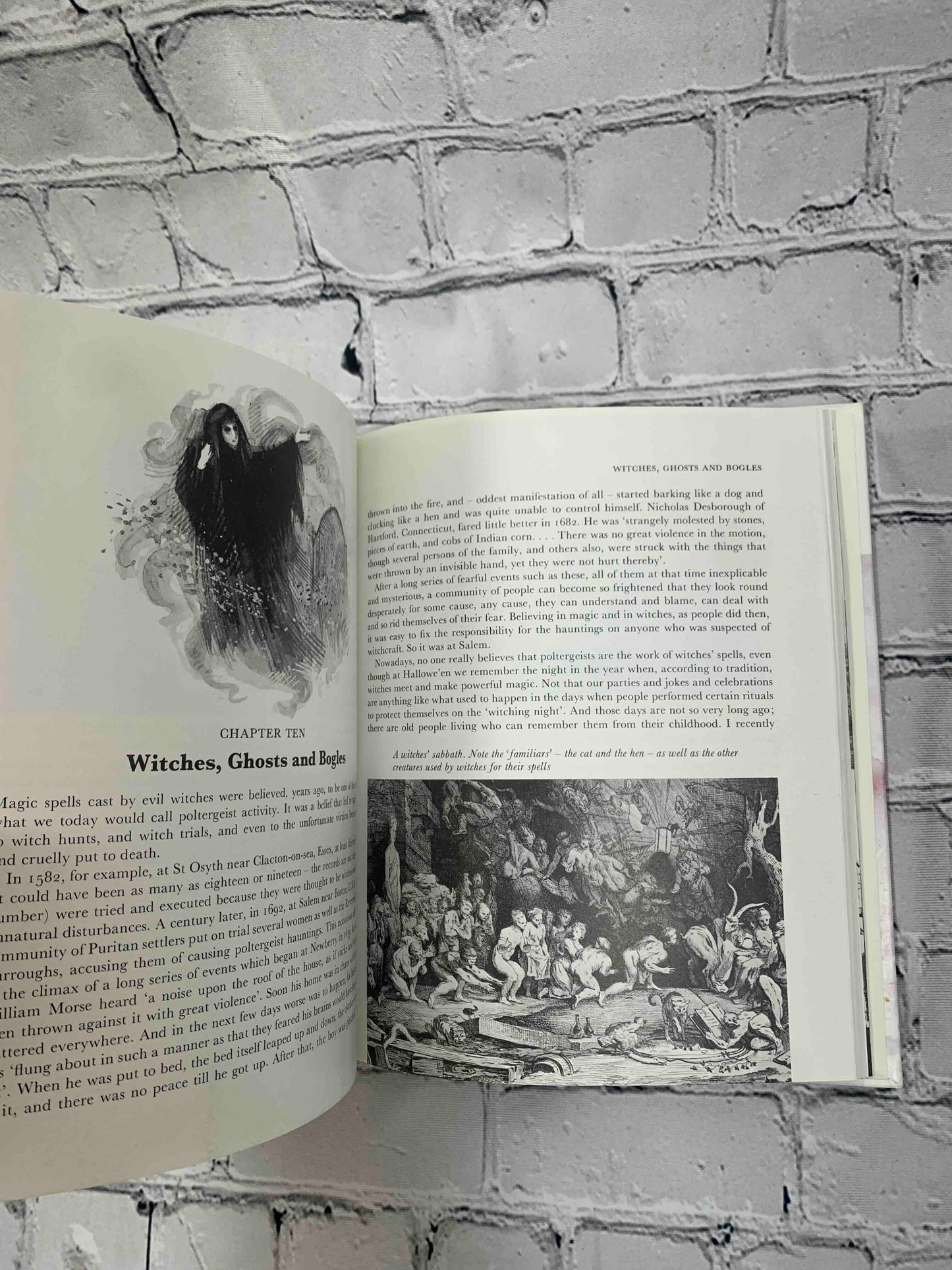 Aidan Chambers' Book of Ghosts and Hauntings