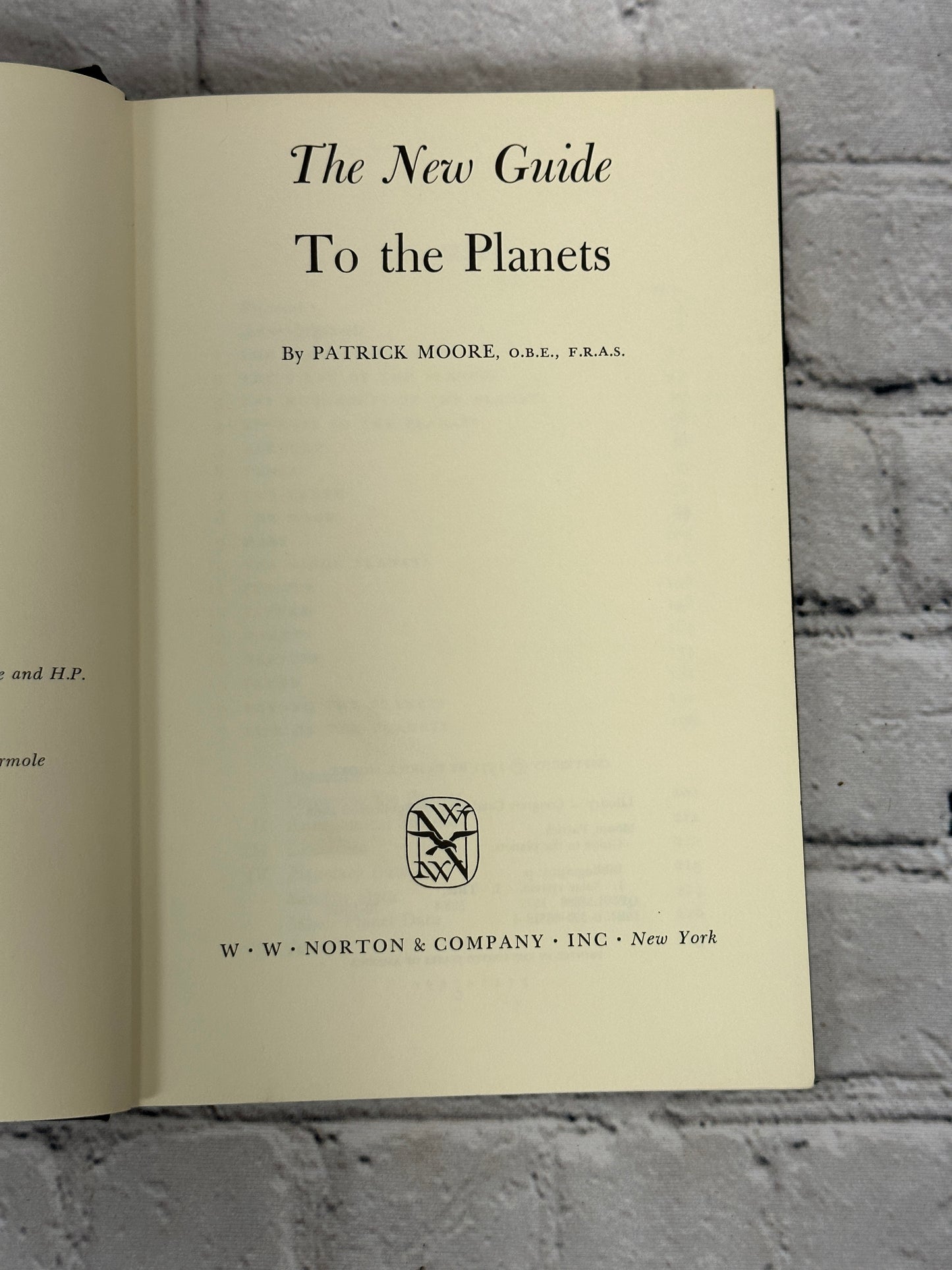 The New Guide to the Planets by Patrick Moore [1971 · Second Printing]