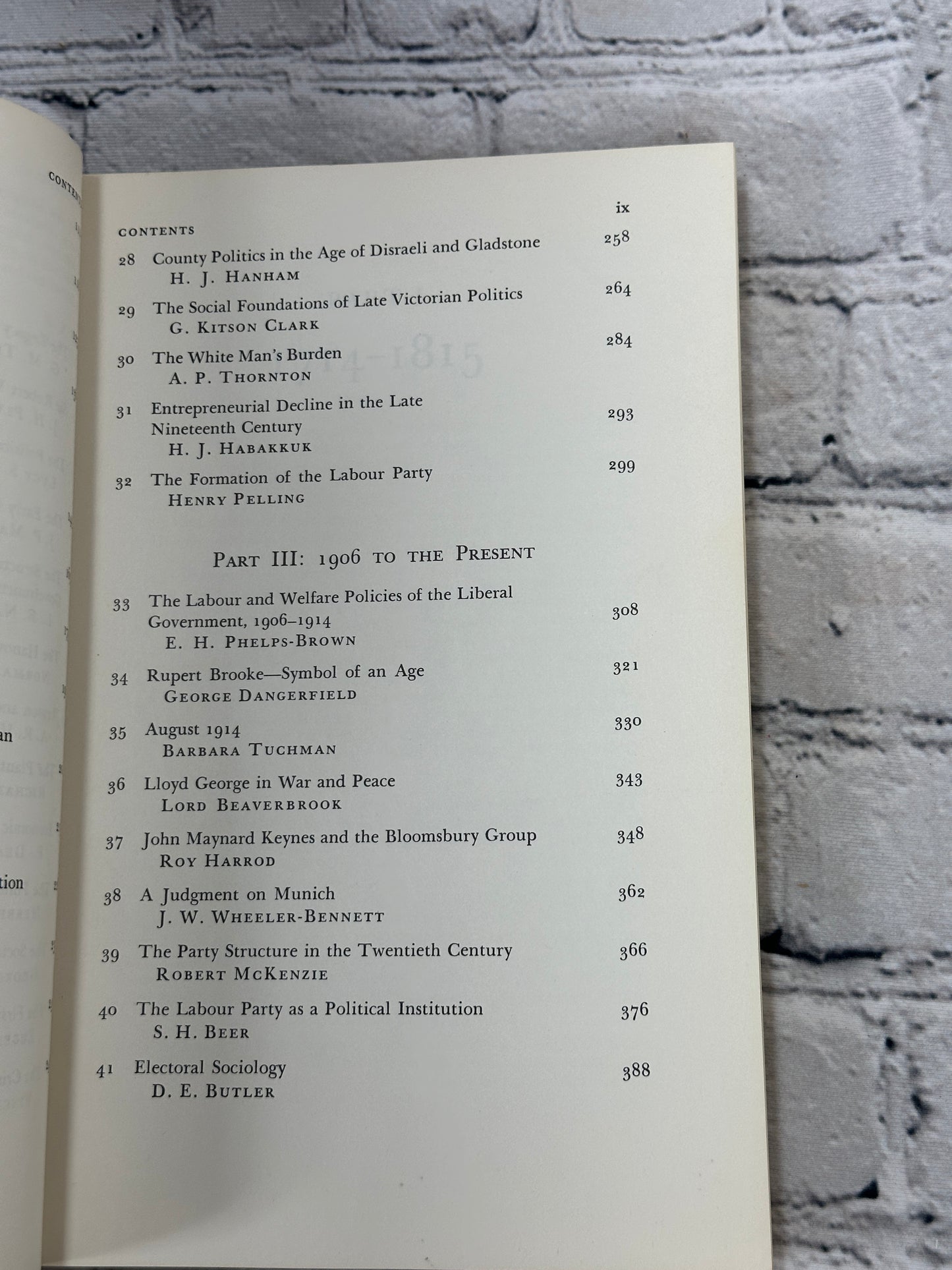 The English Tradition Modern Studies in English History Vol II Since 1714 [1968]