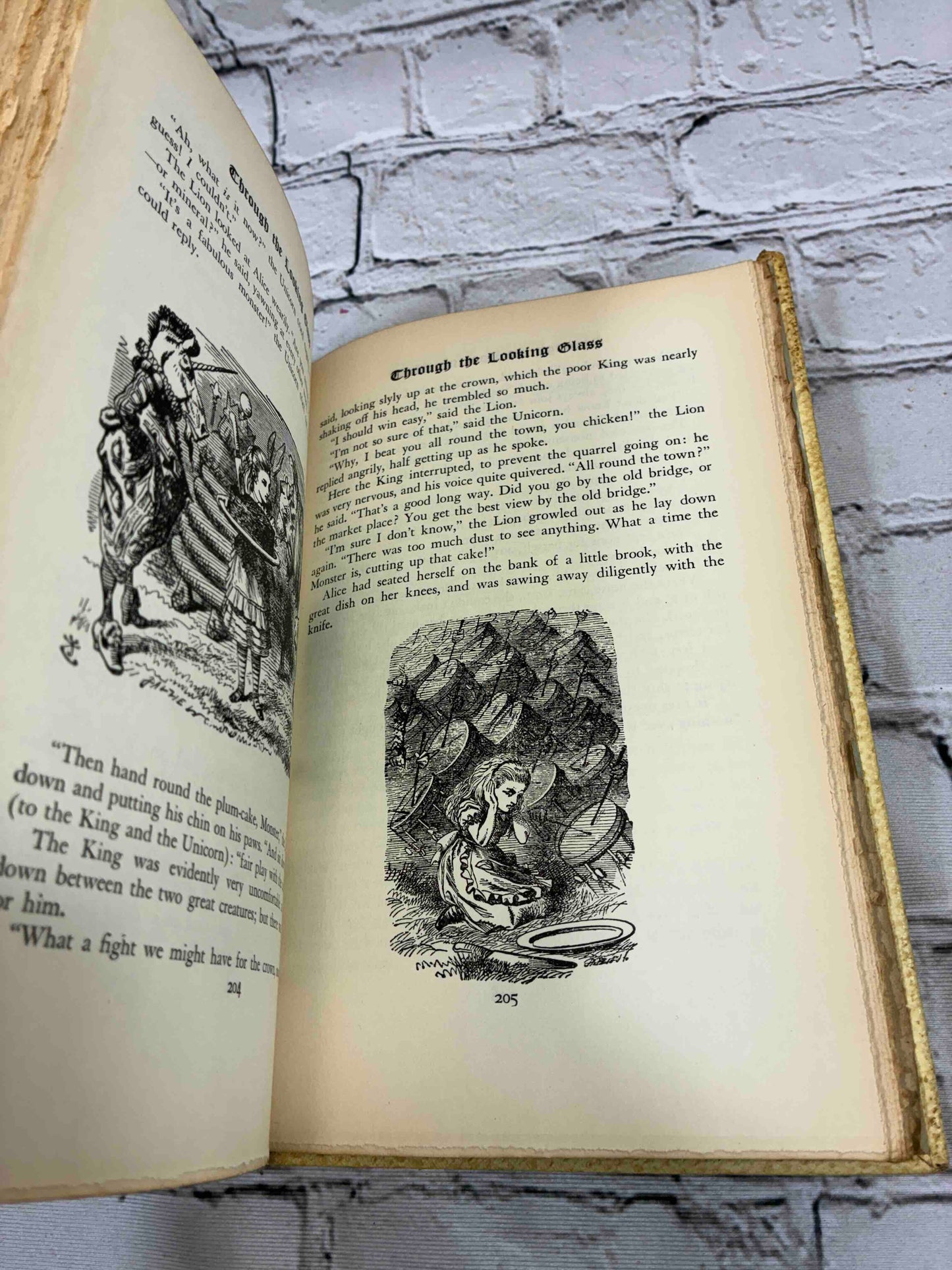 Alice's Adventures in Wonderland and Through the Looking Glass Complete in One Volume