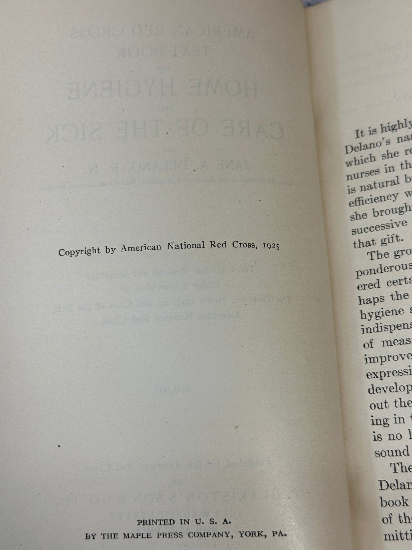 American Red Cross Text Book on Home Hygiene and Care of the Sick [1925]