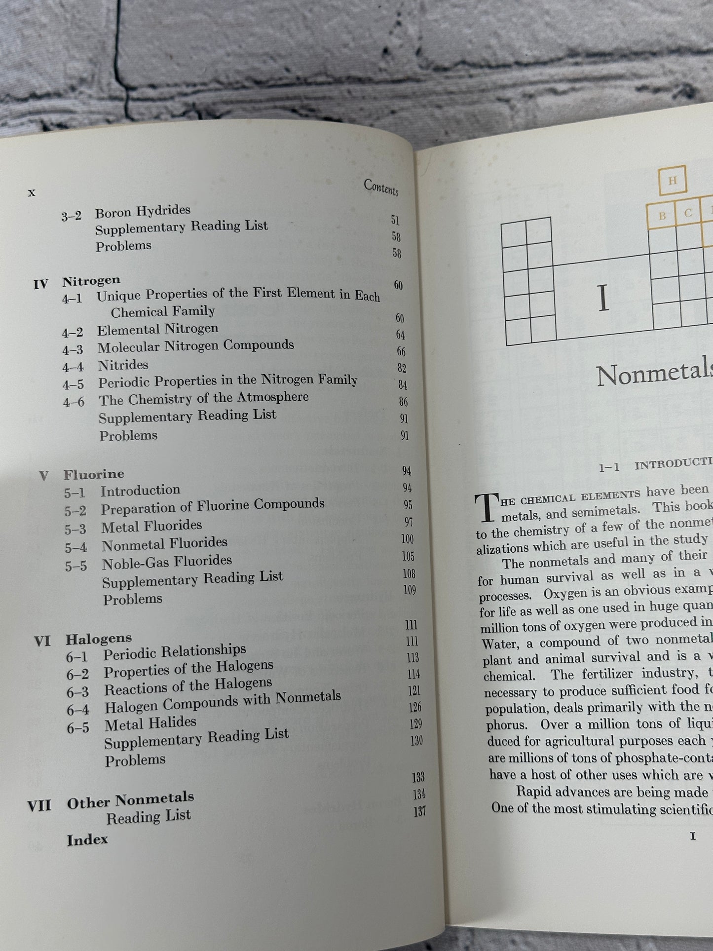 Introductory Descriptive Chemistry by Ronald C. Johnson [1966]