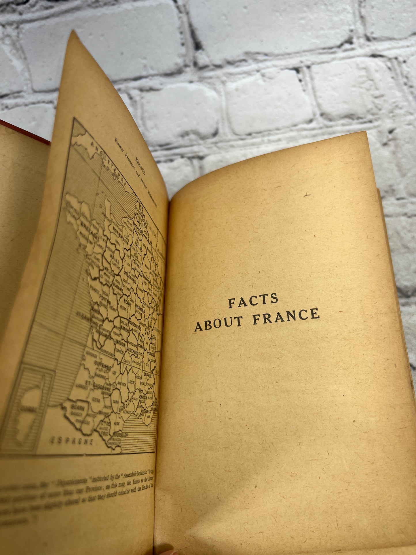 Facts About France by E. Saillens [1918 · Hachette]