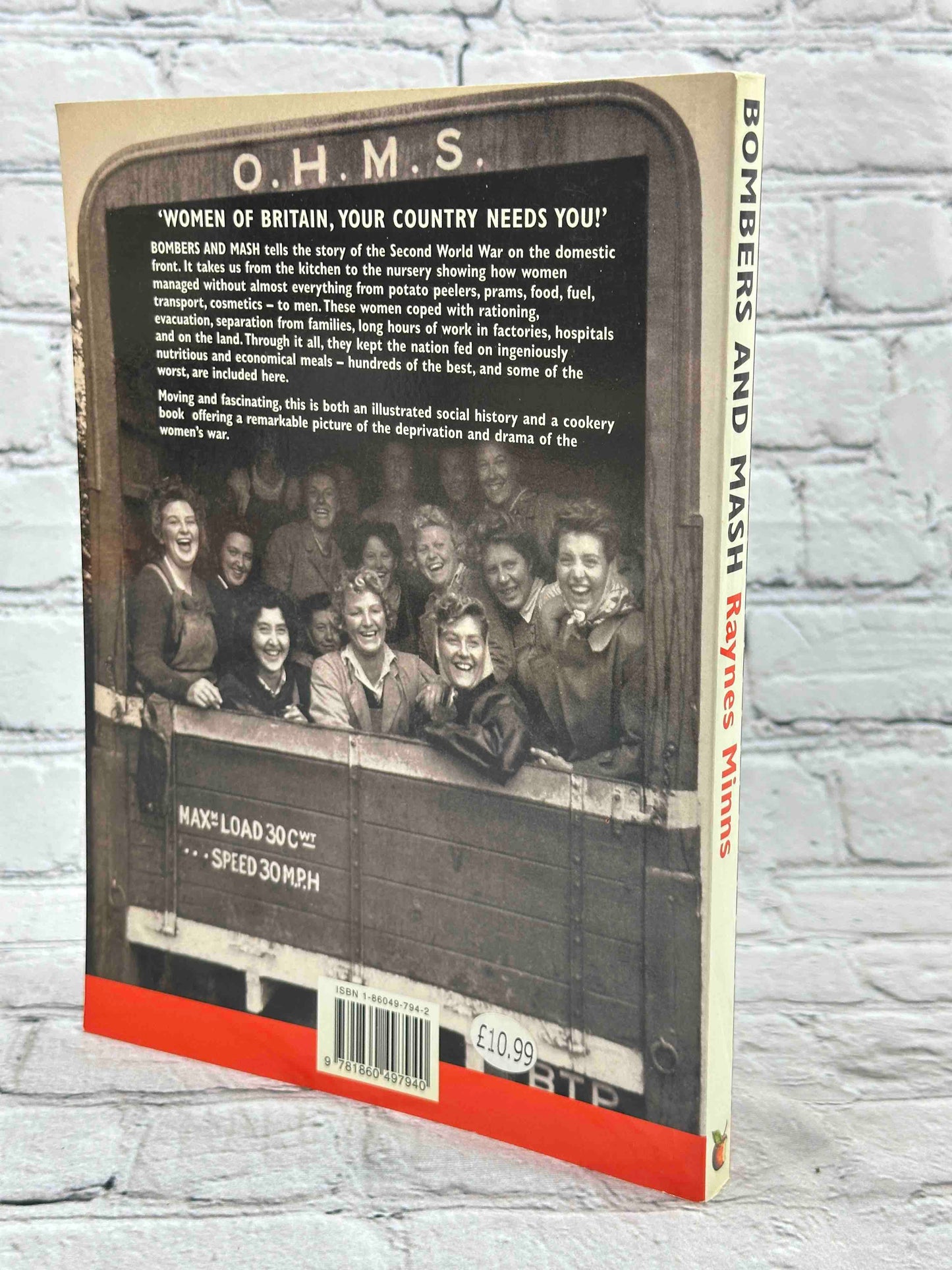 Bombers & Mash: The Domestic Front 1939-45