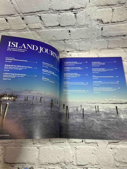 Island Journal Life in Maines Island and Coastal Community Vol. 38