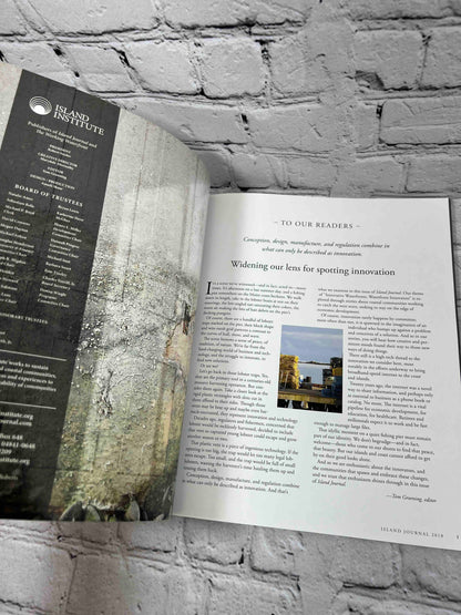 Island Journal Celebrating Island Life & Culture Vol. 34