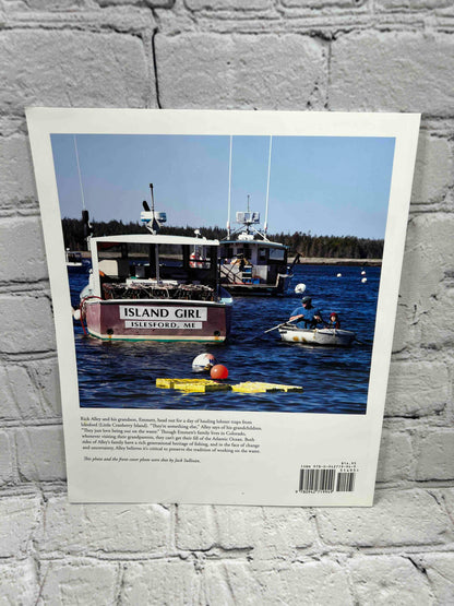 Island Journal The Annual Publication of the Island Institute Vol. 31