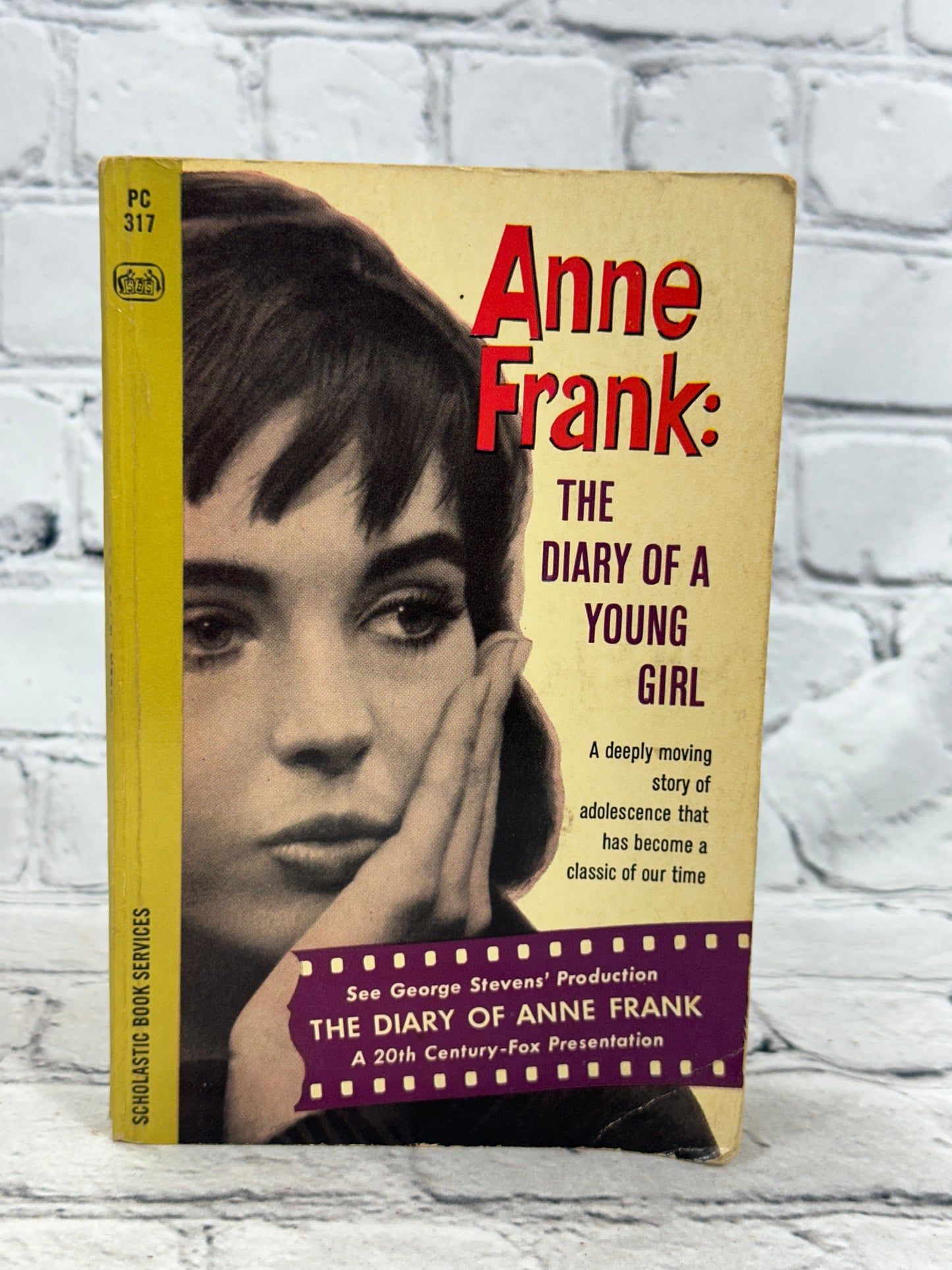 Anne Frank: The Diary of a Young Girl [Movie Tie In · 1962]