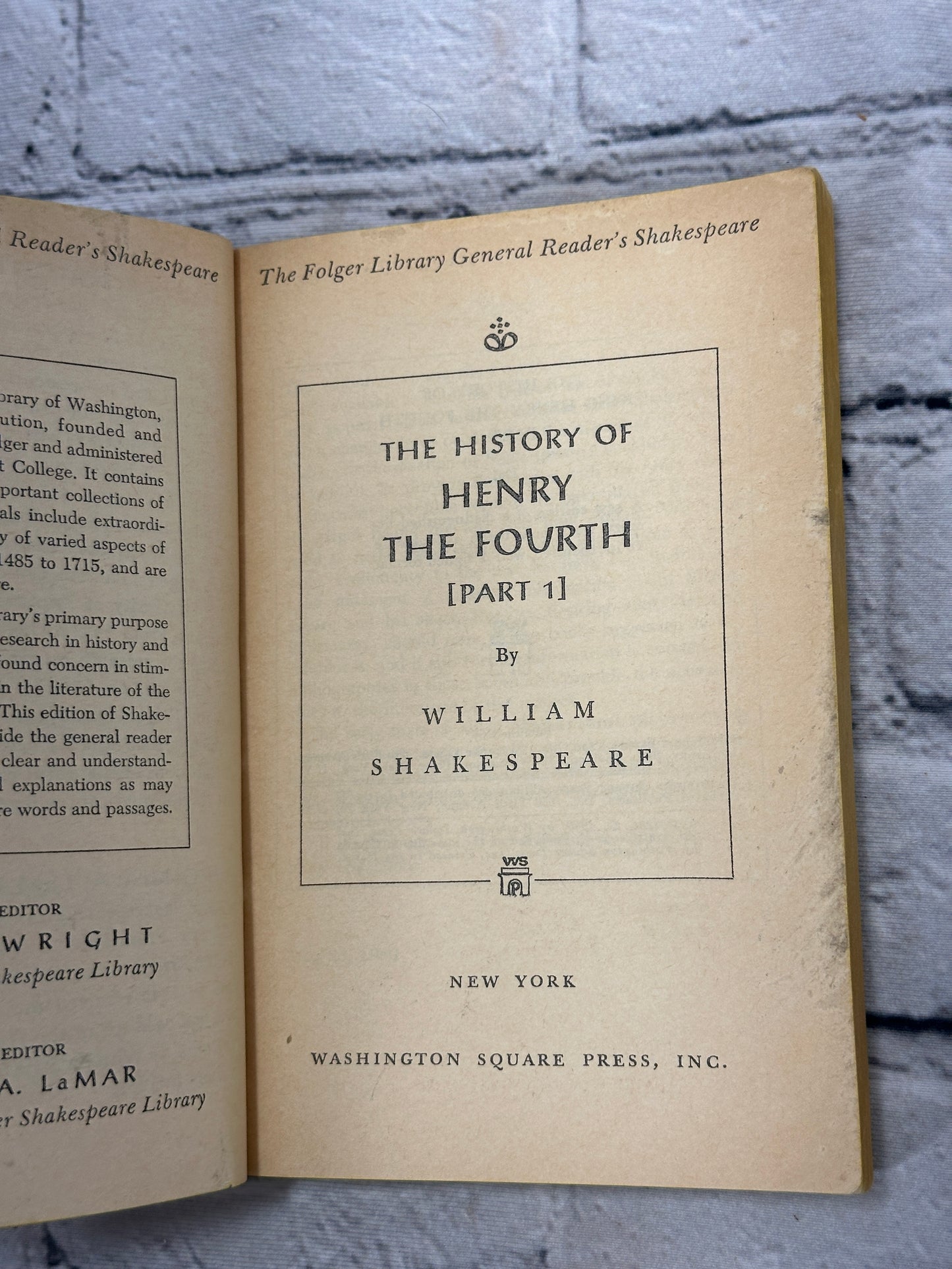 Henry IV (Part 1) by William Shakespeare [Washington Square Press · 1961]