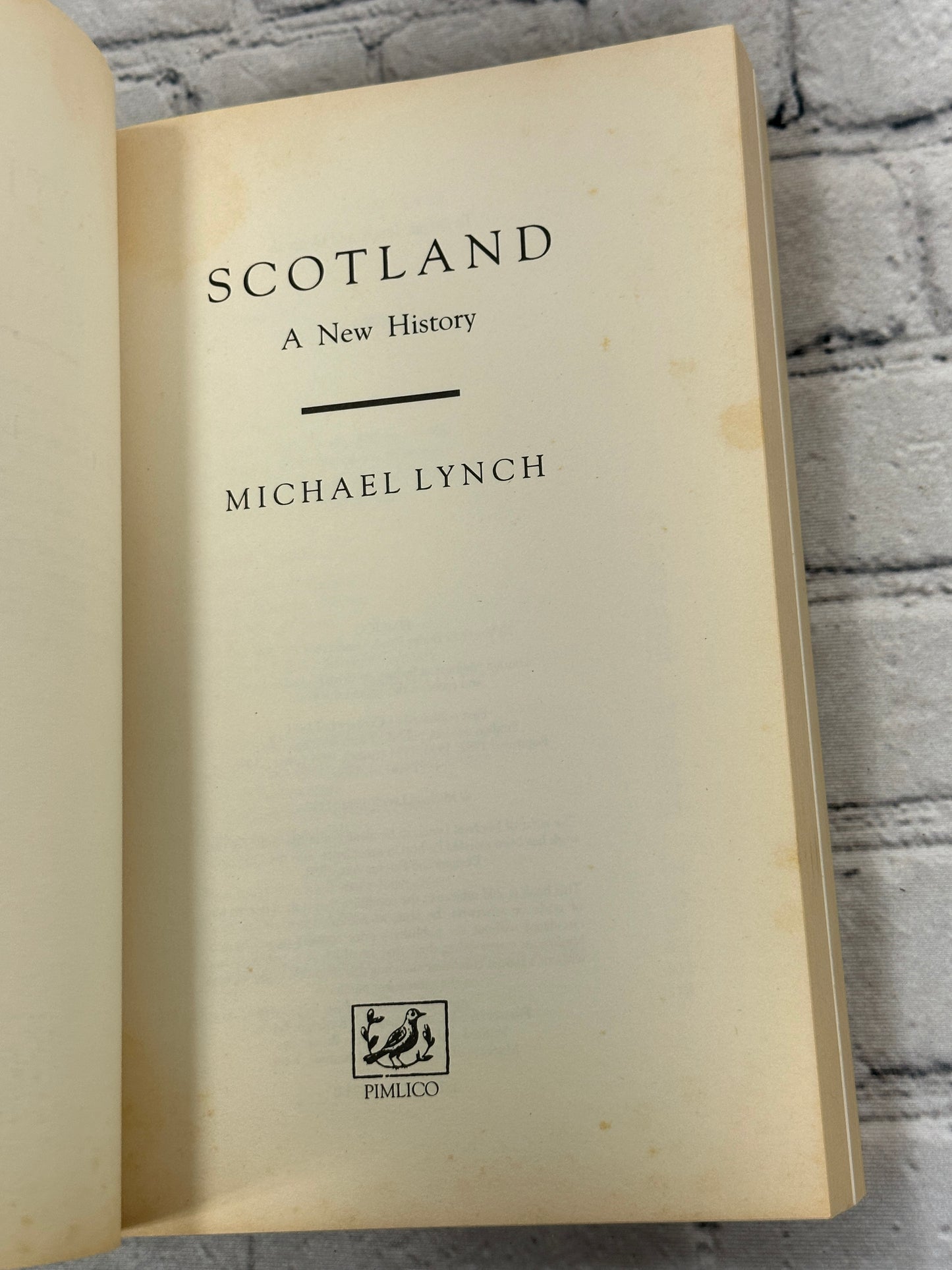 Scotland: a New History By Michael Lynch [1998]