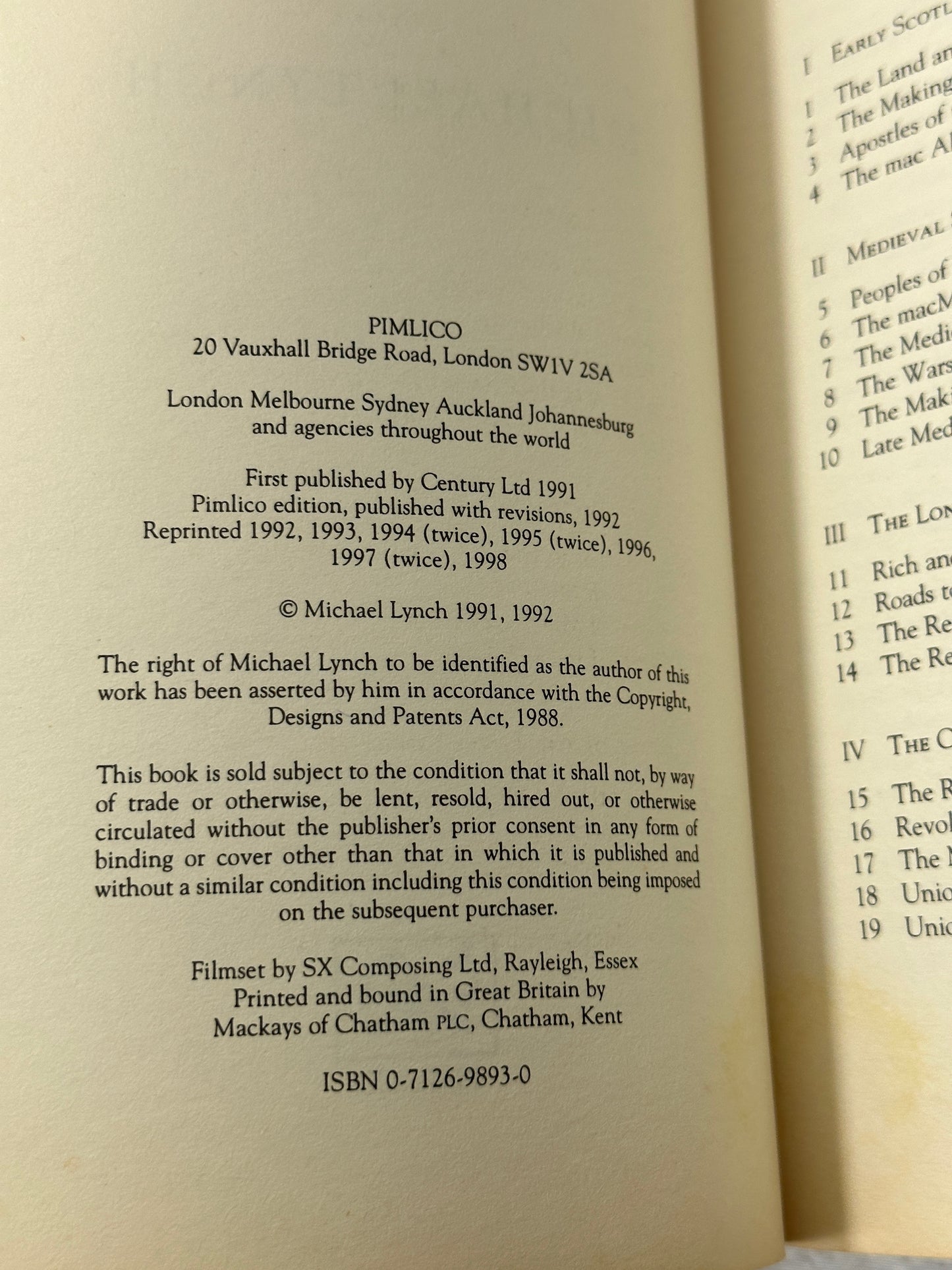 Scotland: a New History By Michael Lynch [1998]