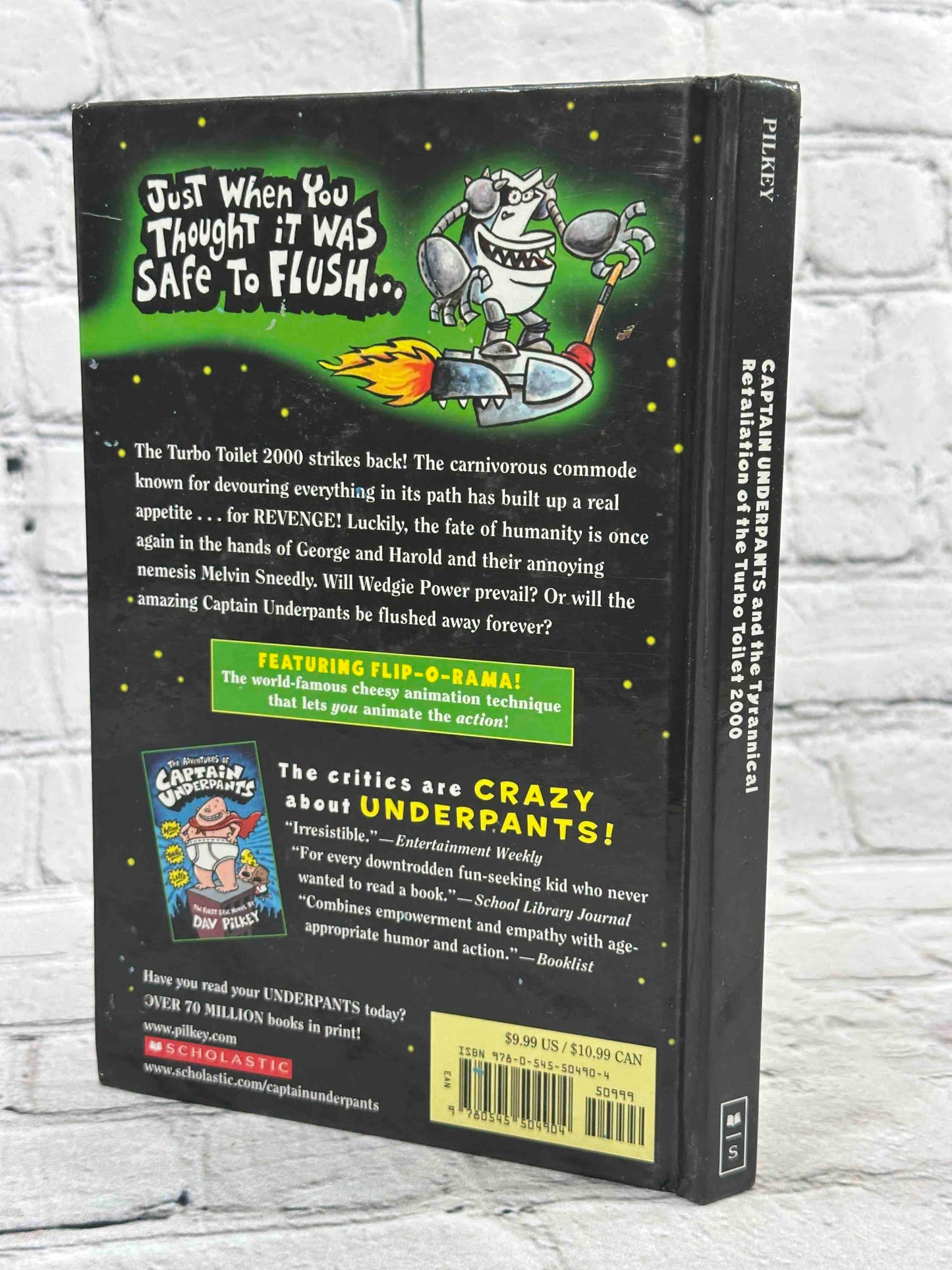 Captain Underpants and the Tyrannical Retaliation of the Turbo Toilet 2000 (Captain Underpants #11) (11)