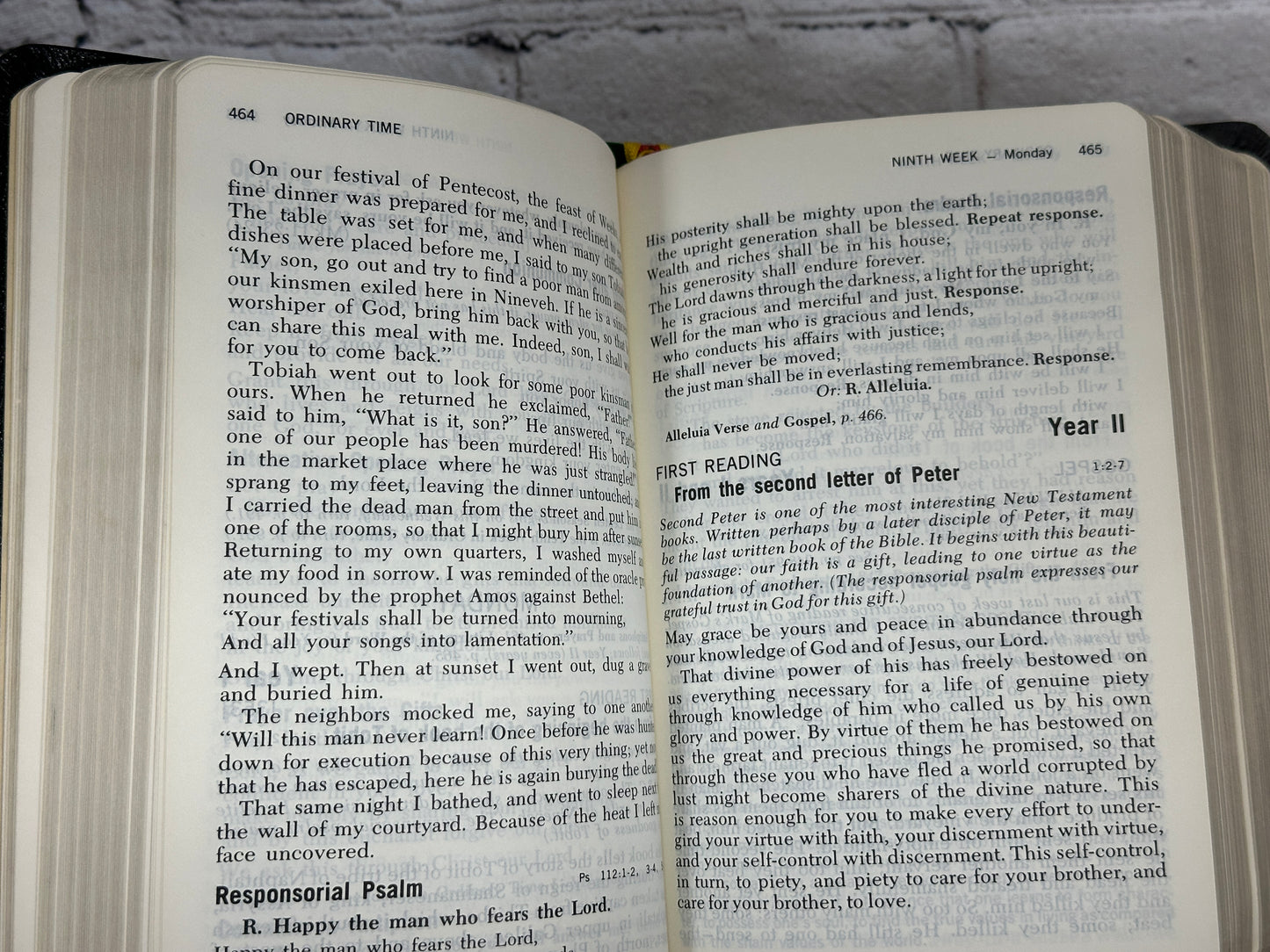 The Vatican II Weekday Missal for Spiritual Growth [1975 · St. Pauls Edition]