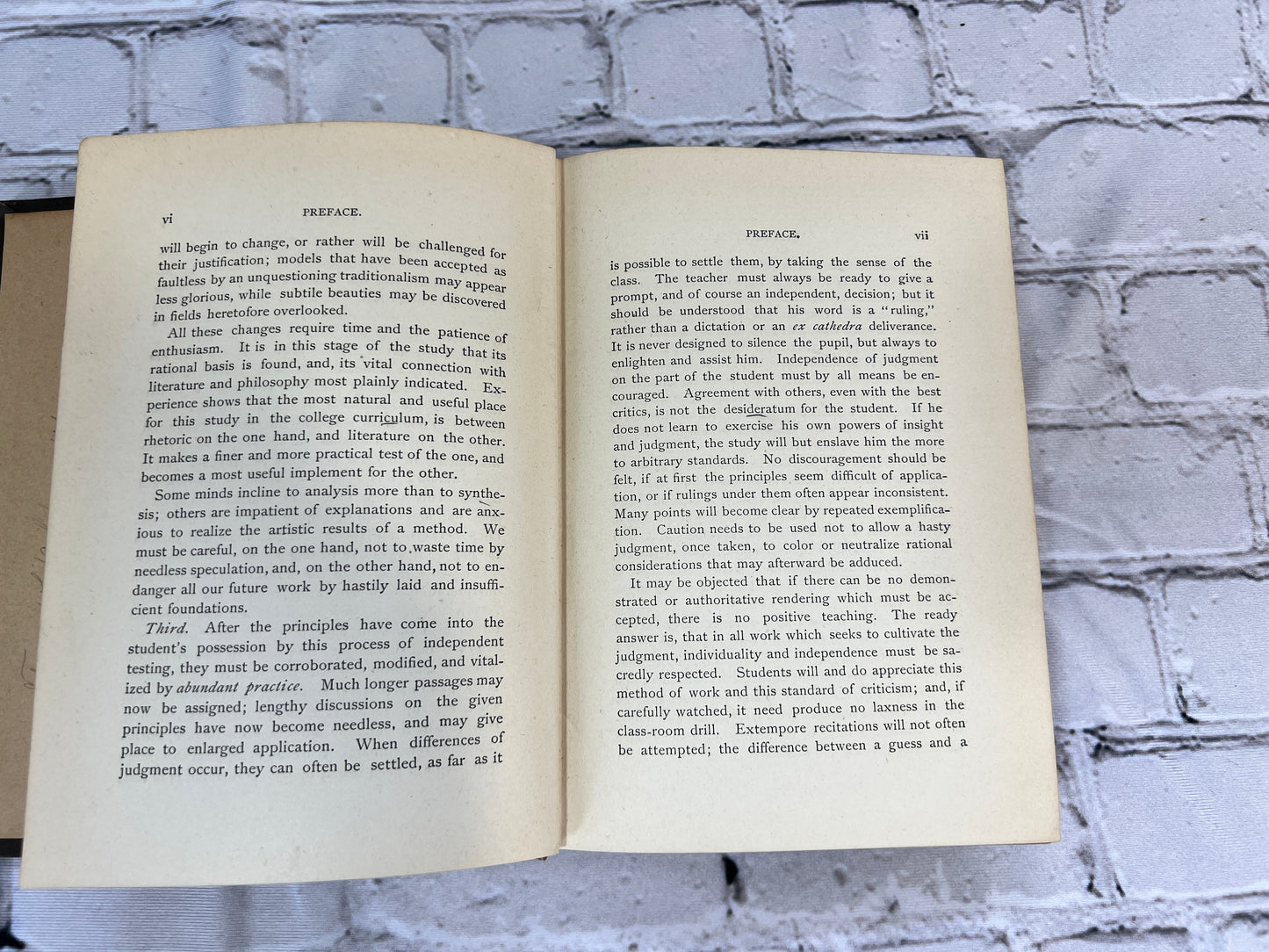 Rhetoric of Vocal Expression: A Study of the Properties of Thought as Related to Utterance [1st Ed. · 1892]