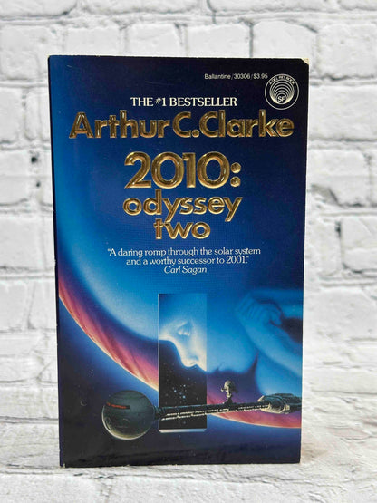 2010: Odyssey Two: A Novel (Space Odyssey Series)