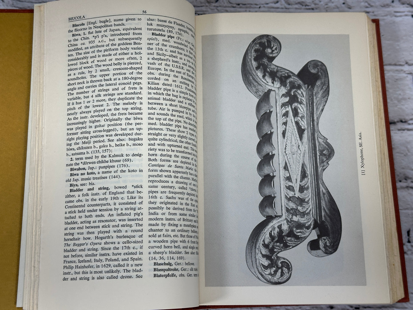 Musical Instruments: A Comprehensive Dictionary By Sibyl Marcuse [1st Ed. · 1964]