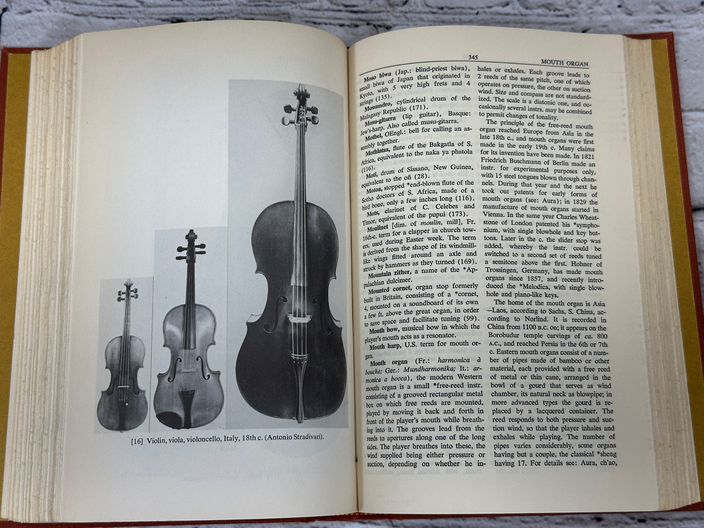 Musical Instruments: A Comprehensive Dictionary By Sibyl Marcuse [1st Ed. · 1964]