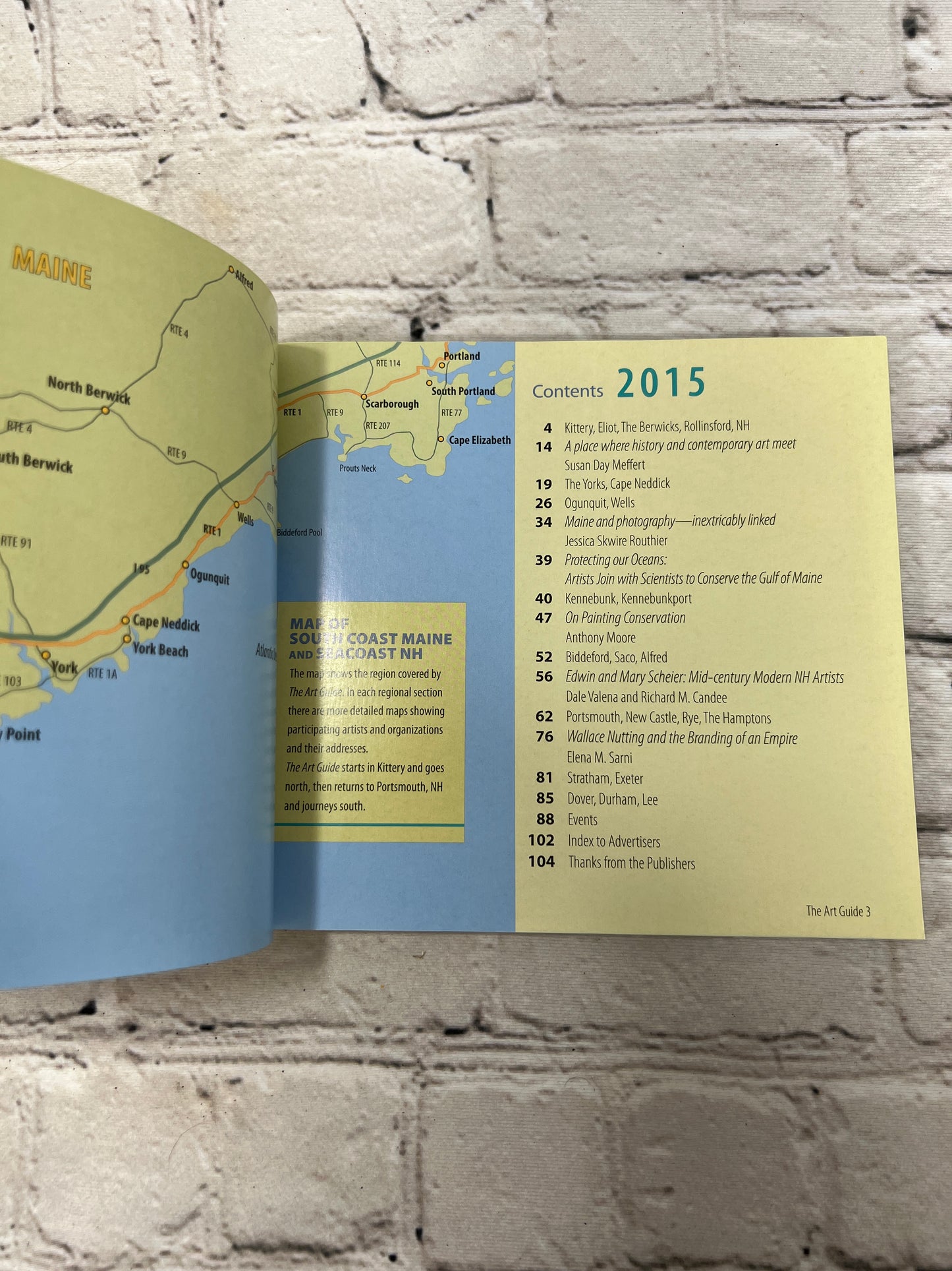 The Art Guide 2015  Southcoast Maine and Eastcoast NH [Phineas Graphics · 2015]