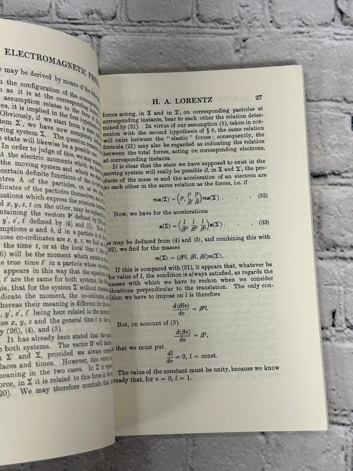 Principle of Relativity : A Collection of Original Memoirs on the Special and General Theory of Relativity [2015]