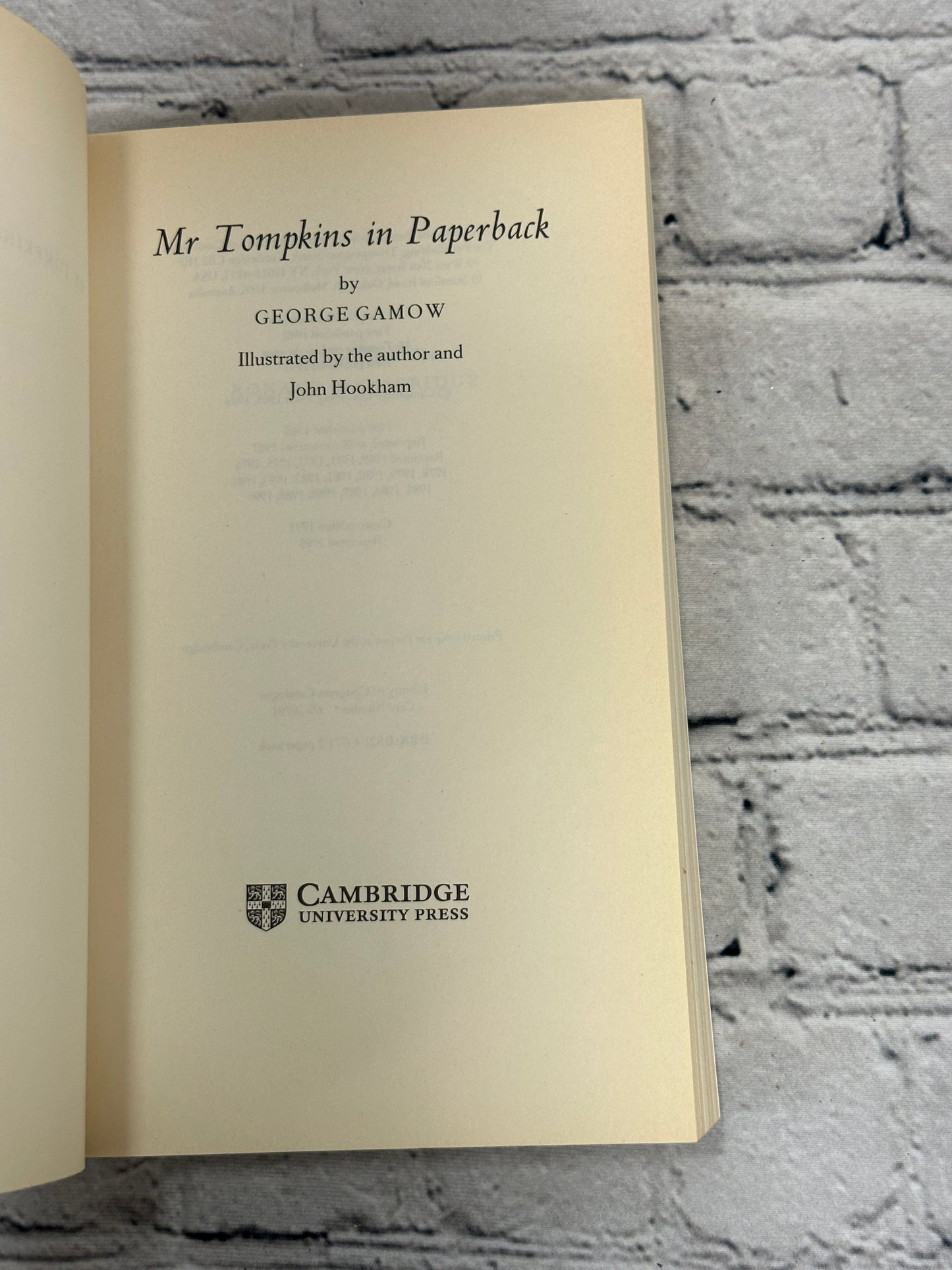 Mr. Tompkins in Paperback By George Gamow [1995 · Canto Edition]