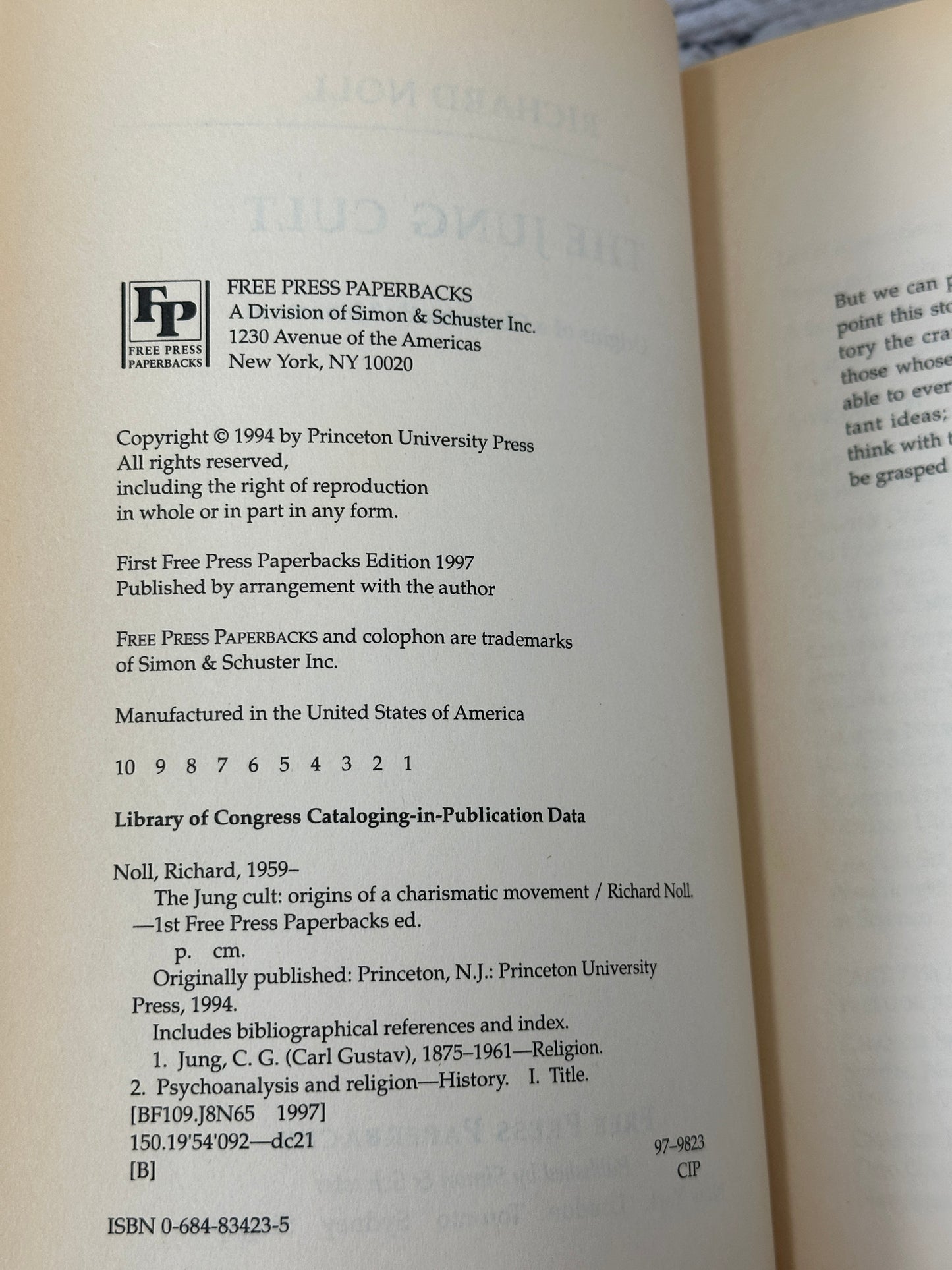 The Jung Cult : Origins of a Charismatic Movement by  Richard Noll [1997]