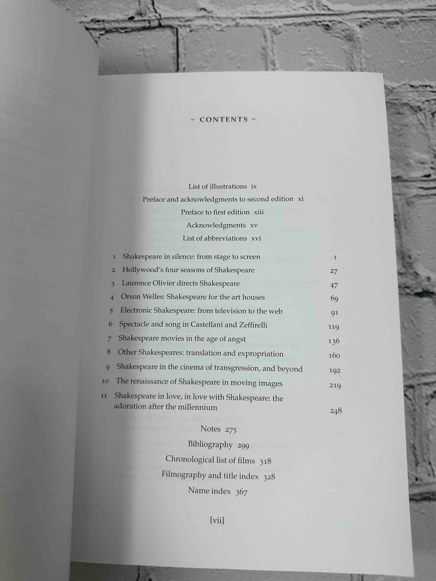 A History of Shakespeare on Screen: A Century of Film and Television