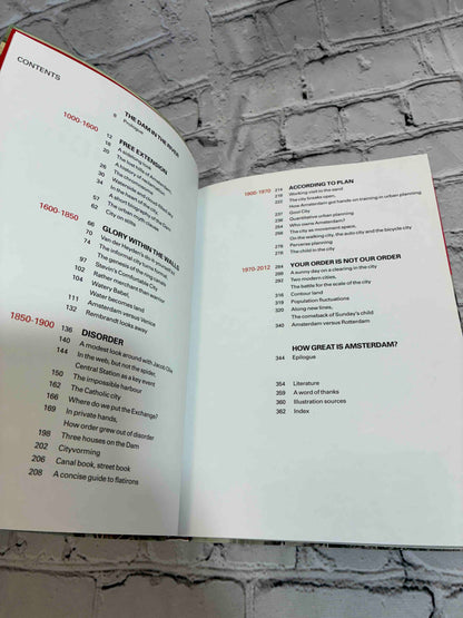 A millenium of Amsterdam: spatial history of a marvellous city